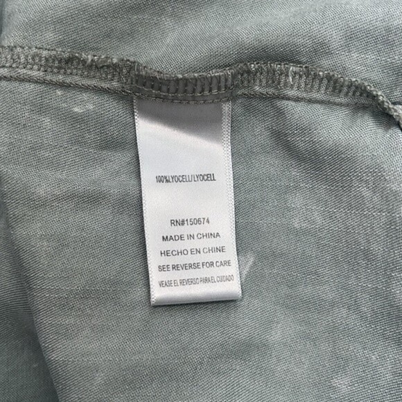 GUC Billy T Long Sleeve Button Down Flounce Dress Mineral Wash Sage Green Medium - Picture 8 of 11